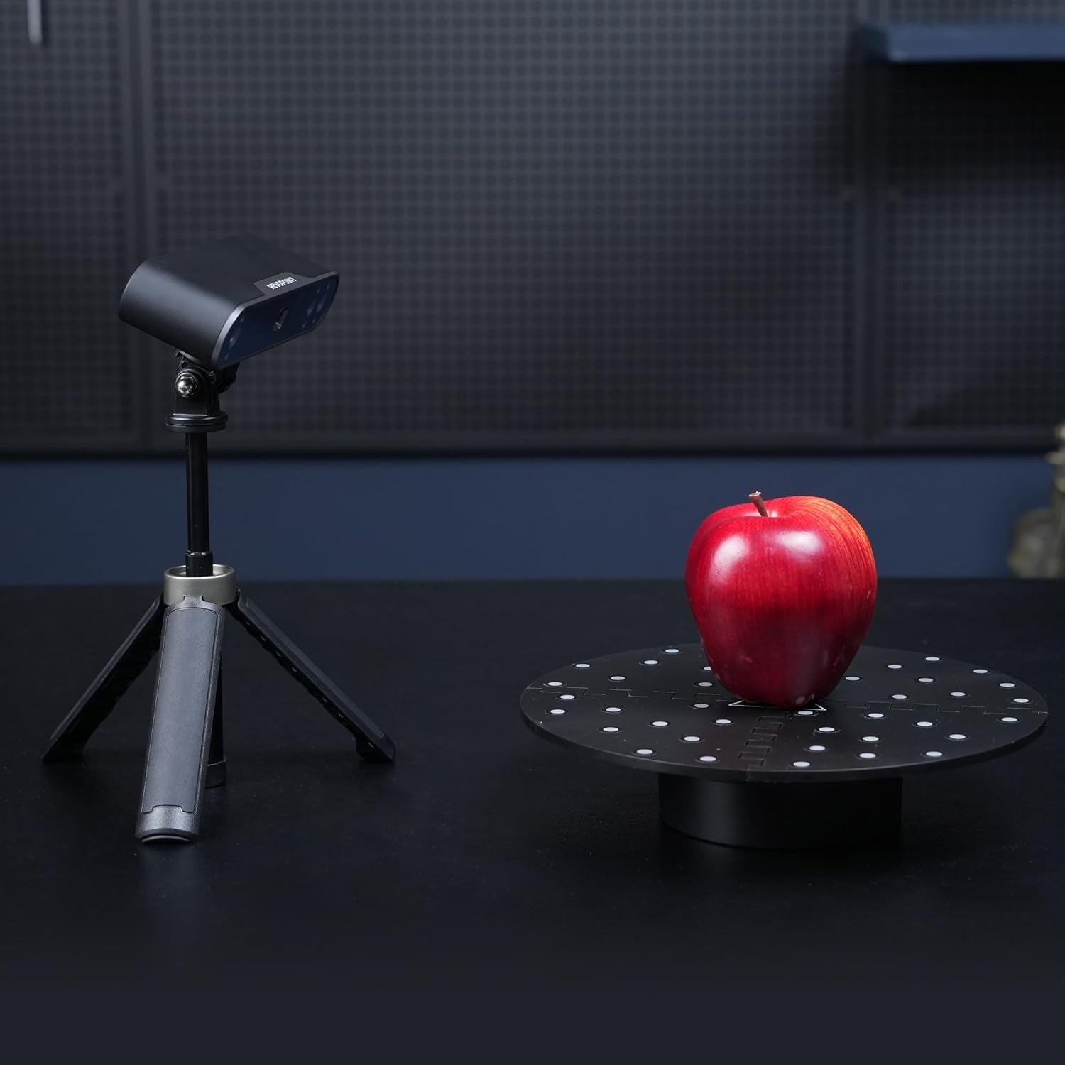 Revopoint Portabler Drehtisch Mit Markerabdeckung Zum Einfachen Scannen Von Nicht-Objekten Und Kleinen Bis Mittelgroßen Objekten, Geeignet Für Alle 3D-Scanner
