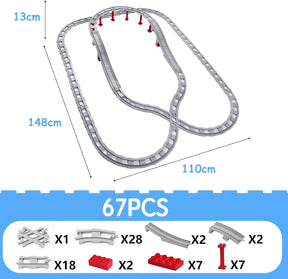 67PCS Bausteine Schienen Set, City Eisenbahn Schienen Bestehend Aus Cross, Track Gerade, Kurven Schienen, Schräge Schienen, Kompatibel Mit Dem Marktführer Ab 2 Jahren